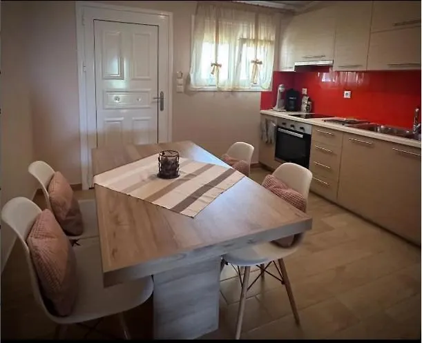 Paschali Apartment With 1 Bedroom In Ammoudia
